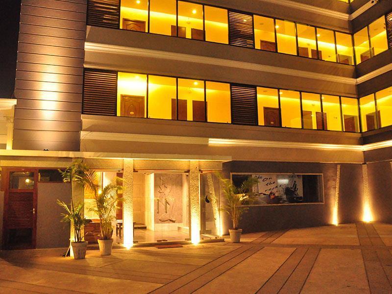 Rkn Hotel Pondicherry Exterior foto